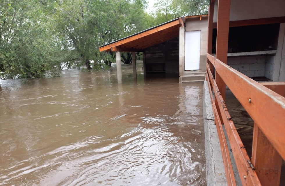 En fotos y videos: Calamuchita y Río Cuarto, azotadas por las intensas tormentas
