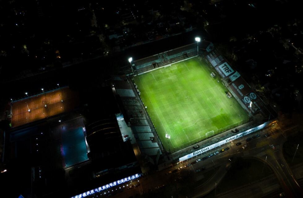 Polémica en Platense-Boca por la cantidad de allegados en las tribunas