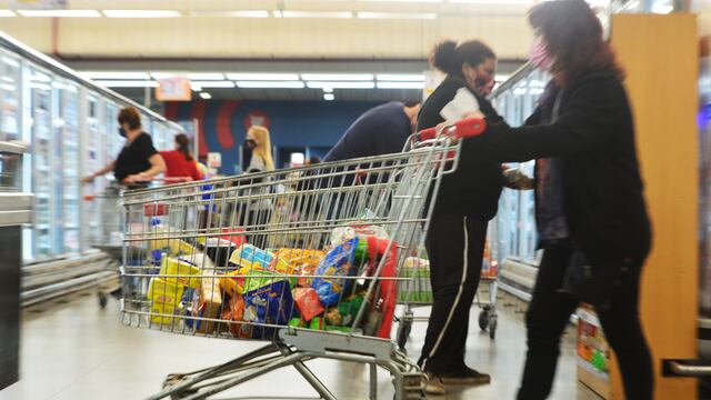 Con la inflación es una odisea llegar a fin de mes. foto Javier Ferreyra