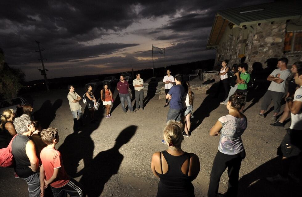 Nuevo tour bajo la luz de la Luna por la Reserva Divisadero Largo