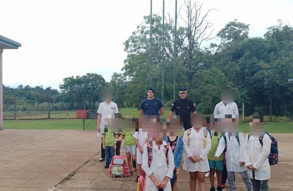 Comandante Andresito: policías llevan adelante charlas de concientización en establecimientos educativos