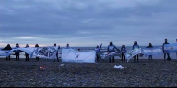 Emotiva vigilia en el día de la independencia argentina.