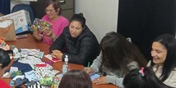 Brindan talleres para pacientes y familiares de Centro de Contención de Adicciones.