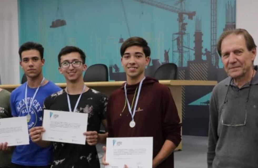 Premio para alumnos de la Escuela Técnica de Tres Arroyos en la Olimpiadas Técnicas Nacionales