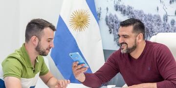 El intendente Walter Vuoto recibió a Carlos Martinic, ganador del programa “Bake off: el gran pastelero”