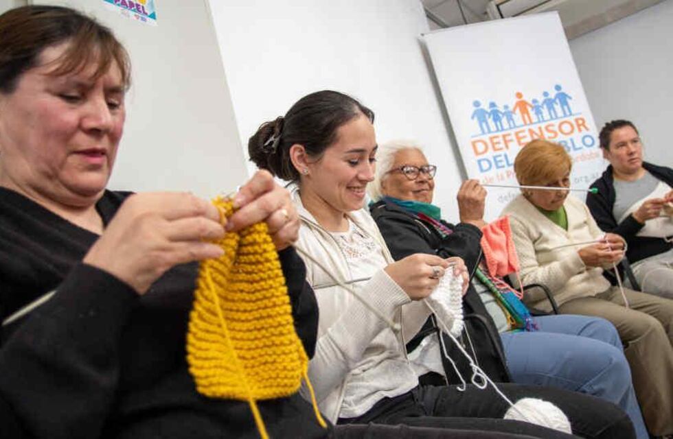Se viene una campaña para abrigar a familias vulnerables con tejidos: cómo participar en Córdoba