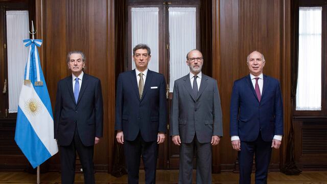 Los representantes de la Corte Suprema de Justicia de la Nación, Juan Carlos Maqueda, Horacio Rosatti, Carlos Rosenkrantz y Ricardo Lorenzetti. Foto Prensa Municipalidad de Rafaela/Vía País.