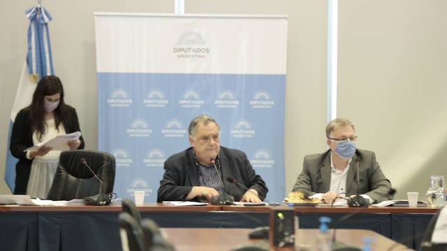 Eduardo Valdés encabezó la nota a Alberto Fernández para reclamar el indulto a Milagro Sala. Foto: Prensa Frente de Todos.