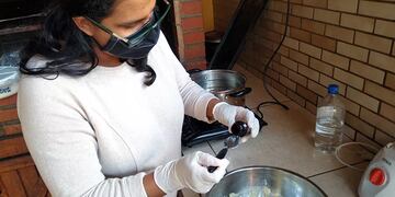 Marilin Dino, la emprendedora que incursionó en la fabricación de jabones terapéuticos.