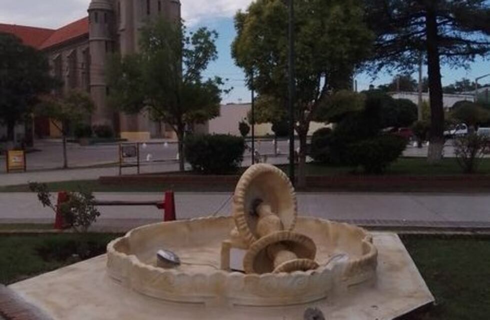 Vandalizaron una fuente a días que la inauguraran