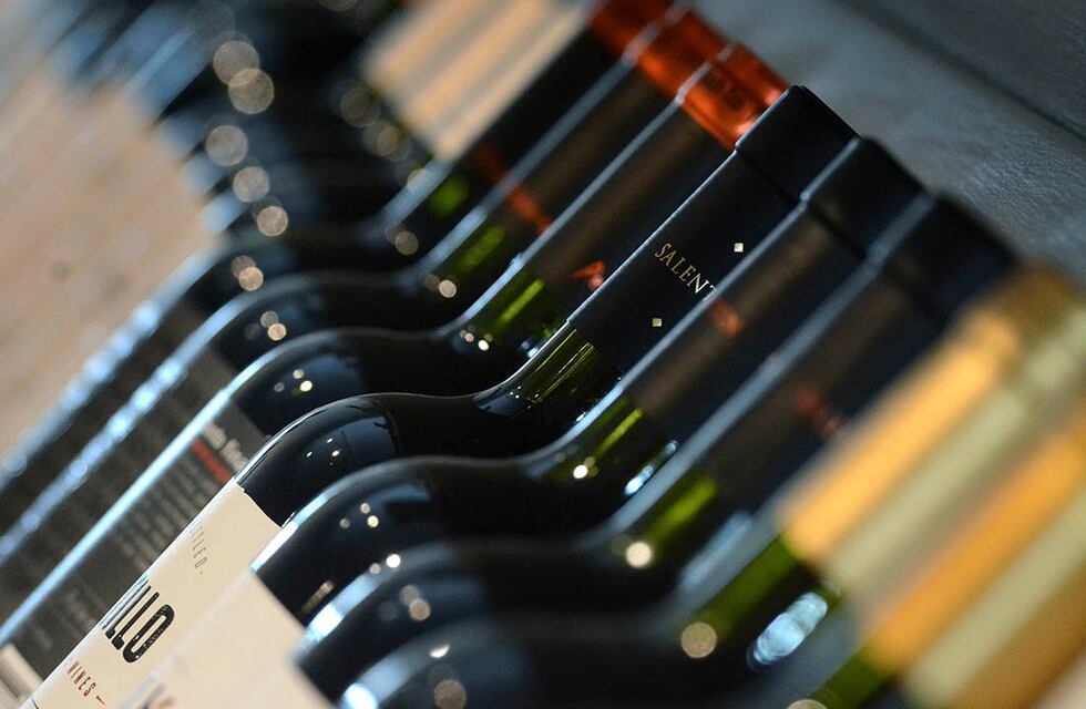 Bodegueros sanjuaninos piden importar las botellas ante la falta de abastecimiento local