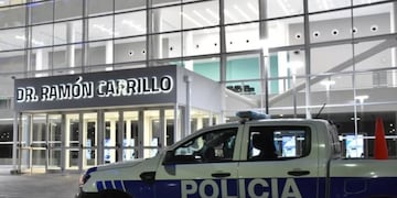 Custodia policial en el "Ramón Carrillo".