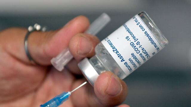 Llegaron a San Luis 8.400 dosis de la vacuna AstraZeneca para inocular a mayores de 18 años y como refuerzo.