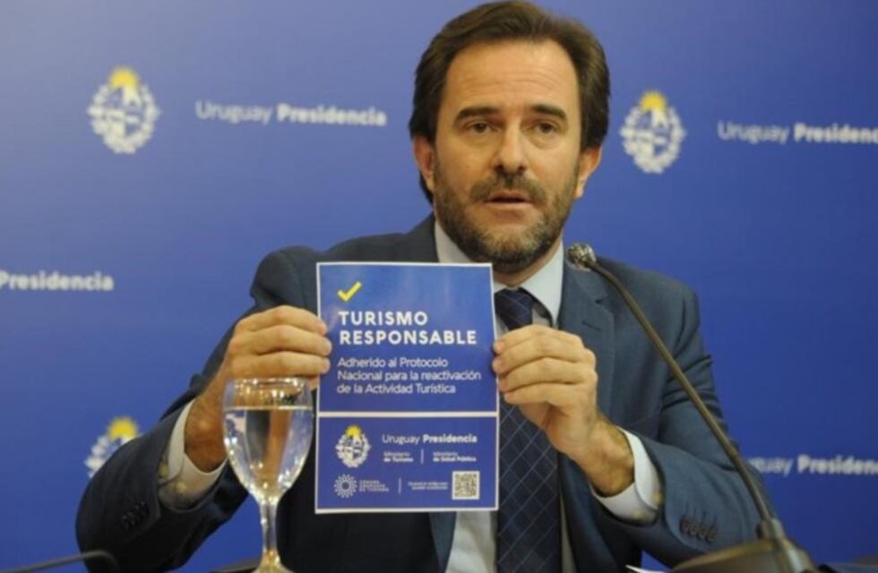 Renunció el ministro de Turismo de Uruguay sospechado por corrupción