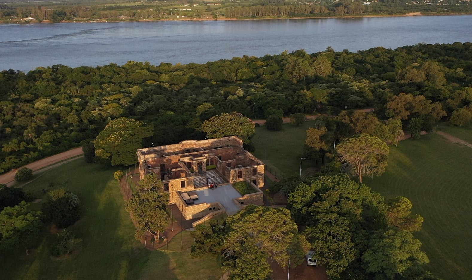 Concordia, destino de verano en Entre Ríos: carnaval, termas, naturaleza y experiencias al aire libre.