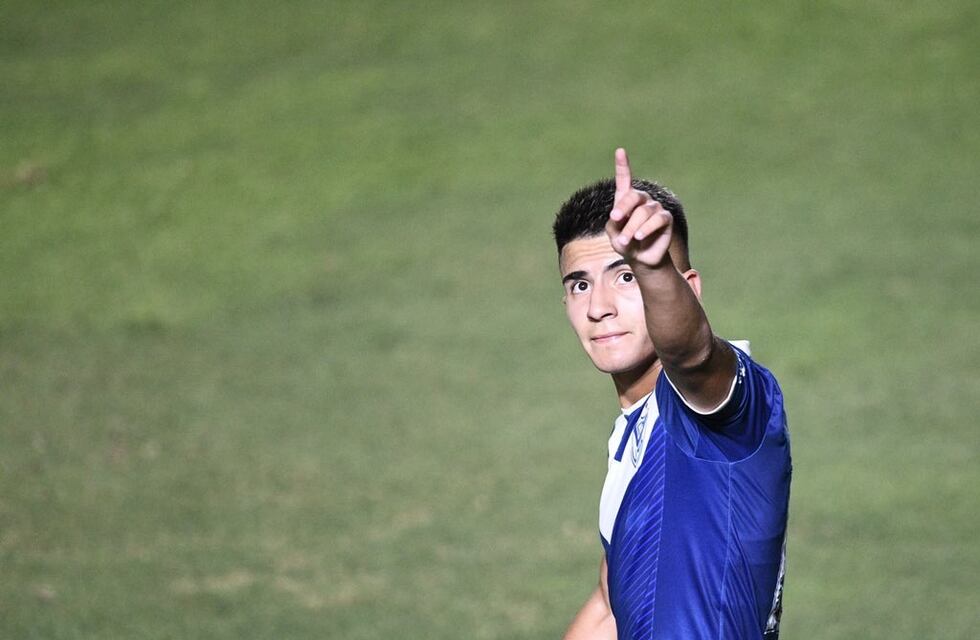 Vélez le ganó 2-0 a Argentinos y es líder de la zona 2 de la Copa de la Liga