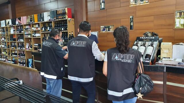 Argentina y Brasil investigan contrabando de vinos en la frontera. (Aduana)