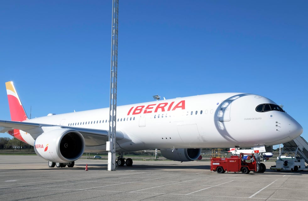 Cómo pedir el servicio de asistencia al viajero que Iberia brindará junto a Assist Card