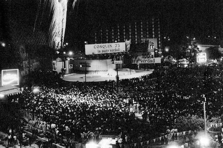 Se cumplen 65 años del primer Festival Nacional de Folklore de Cosquín.
