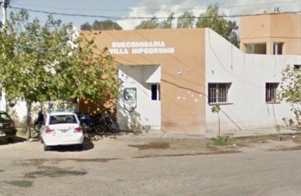 Sufrió un brote psicótico, golpeó y persiguió con un cuchillo a su hermana