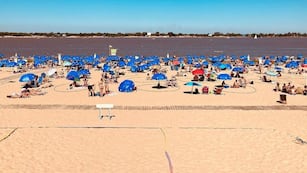 El balneario La Florida es una de las playas más importantes en la costanera de Rosario sobre el río Paraná.