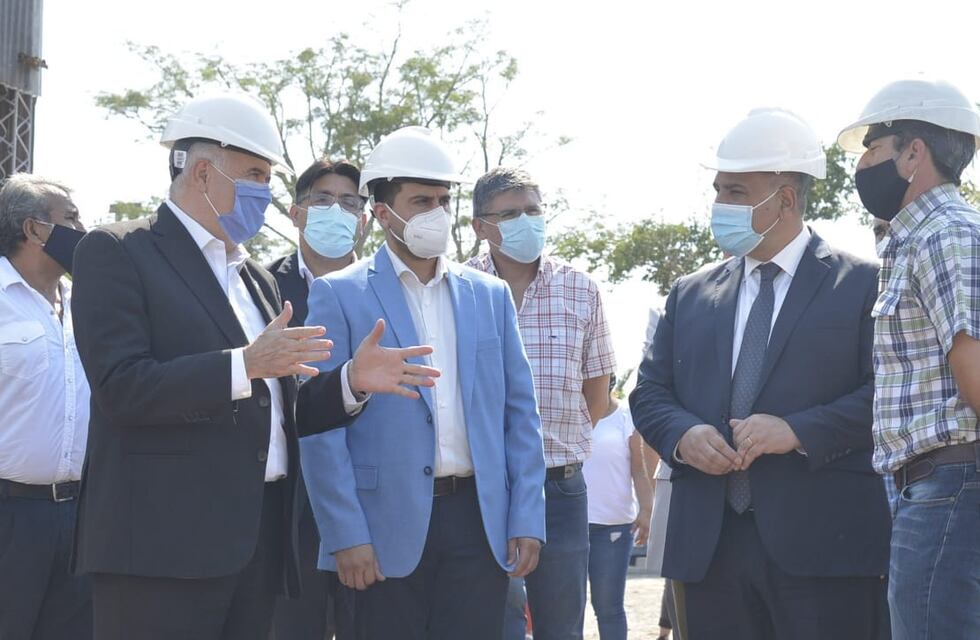 El gobernador y el Jefe de Gabinete recorrieron las obras del Canal Independencia
