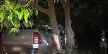 Despiste de una camioneta dejó a un hombre en grave estado en Leandro N. Alem.