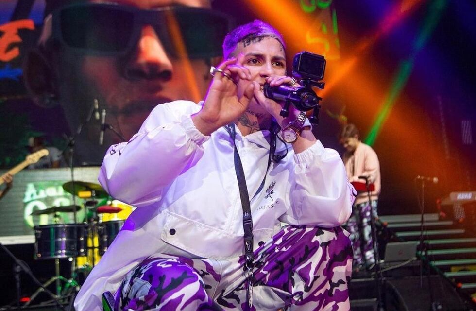 L-Gante cantó después del partido en el Monumental entre la Selección Argentina y Perú