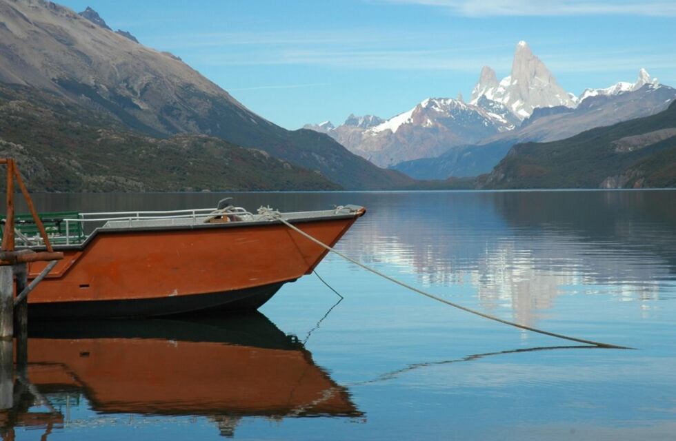 Se separó de su novia, tiró el anillo de compromiso en un lago de la Patagonia y un buzo lo encontró casi tres meses después