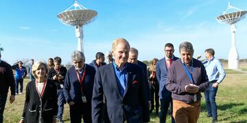 El director de la NASA en el Centro Espacial Teófilo Tabanera de Córdoba. (Twitter de Bill Nelson)