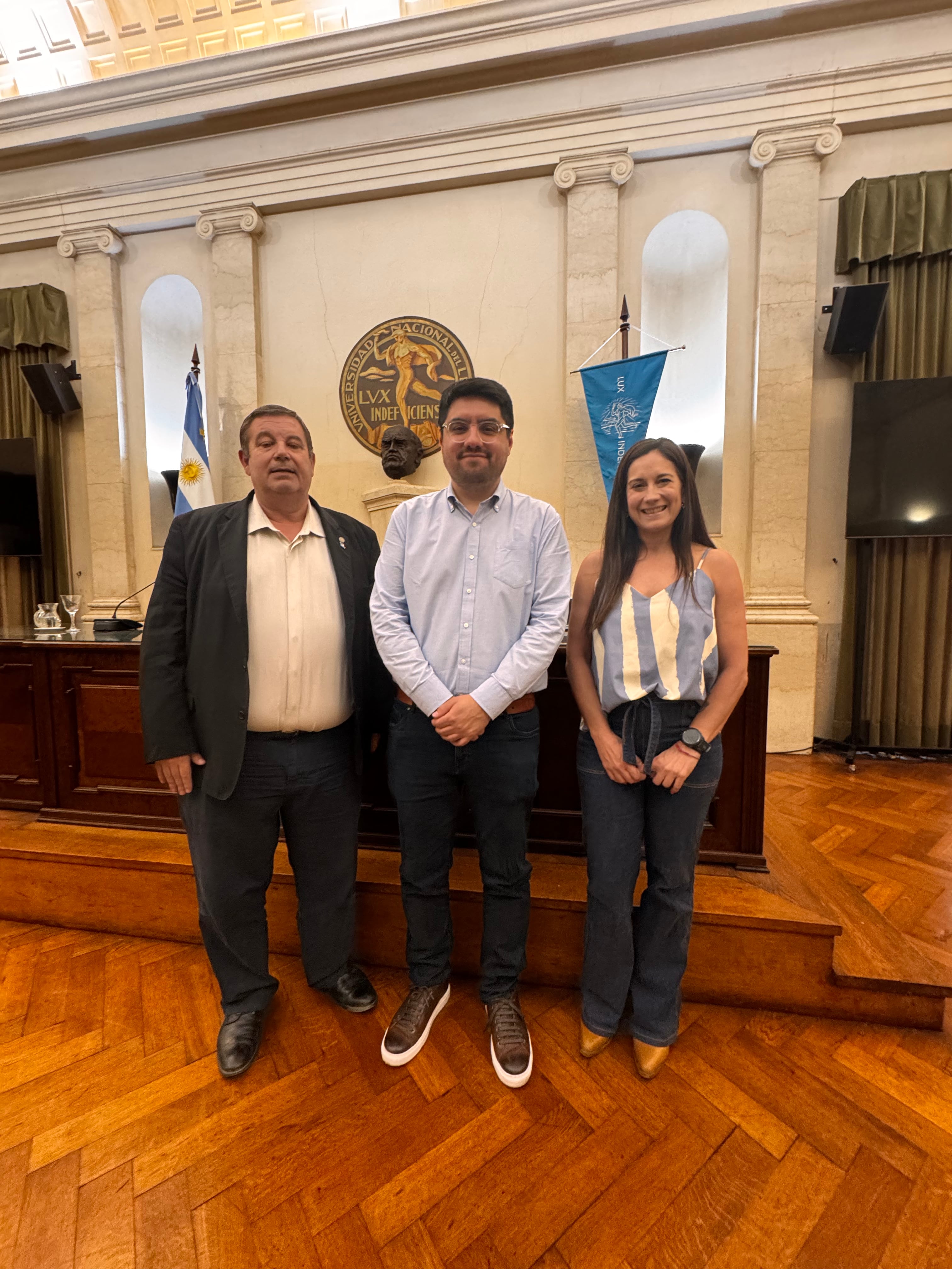 Cinco años de Vía Paraná: capacitación sobre comunicación inteligente e inteligencia artificial en la UNL