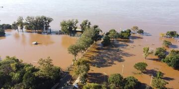 Dos localidades de Corrientes activaron la alerta por la crecida del río Uruguay.