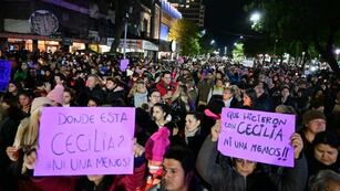 Continúa la investigación por el crimen de Cecilia. Foto: Foto Marcela Carroll / Clarín