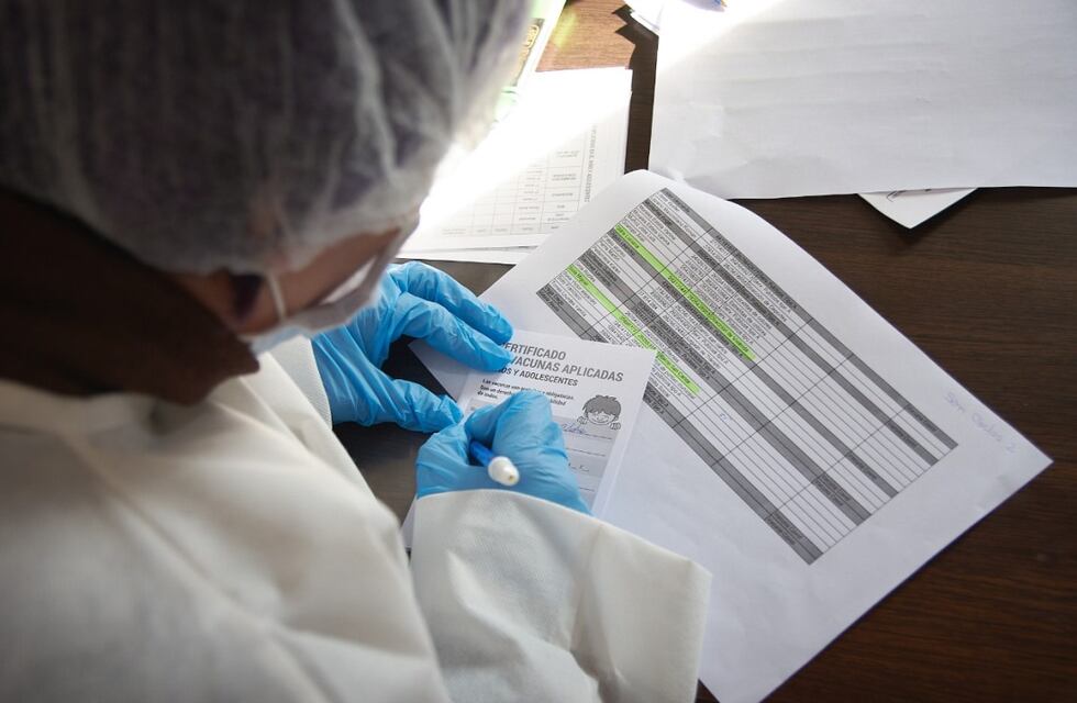 Coronavirus: es feriado pero igual vacunan este lunes a los ausentes al turno