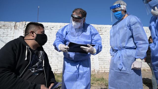 La Municipalidad de Las Heras y el ministerio de Salud realizan opertativos de detección de Covid-19 en barrios vulnerables. Gentileza MLH