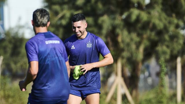 Nahuel Bustos, de nuevo en Talleres, sería titular ante San Lorenzo, donde jugó hasta el final de 2024 (Prensa Talleres)