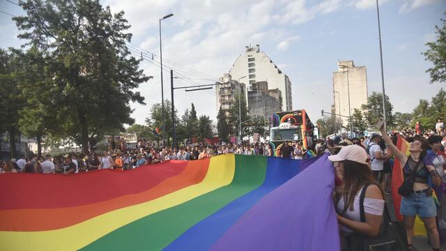 Marcha del Orgullo LGBTIQNB+ en Córdoba, con reclamos para que el Estado no se ausente.