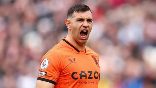 "Dibu" Martínez podría cambiar de club.