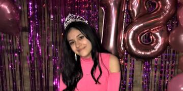 Pilar invirtió sus ahorros en su fiesta ideal, sus amigos no fueron y se hizo viral.