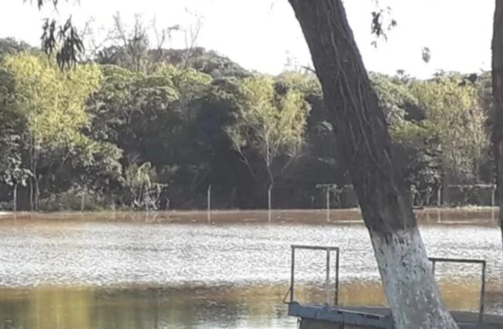 El río Uruguay sigue creciendo y suspenden el servicio de balsa en El Soberbio