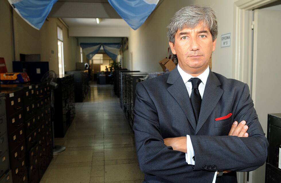 Acusaron a Walter Bento de liderar una banda que cobraba coimas