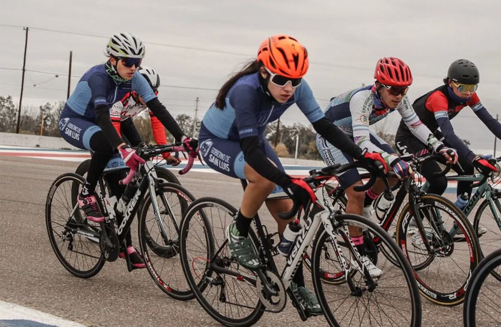 El accidente de la ciclista y la fotógrafa puntanas: cómo es el estado de salud