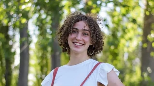 La madre de la joven estudiante que perdió la vida tras caer de un colectivo en La Plata apuntó contra el chofer y aseguró que su hija "no se tiró"