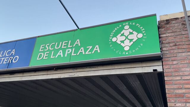 Escuela de la Plaza
