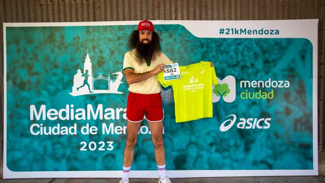 Forrest Gump chileno en la Maratón de Mendoza