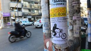 Ola de robos, con violentos asaltos en Córdoba perpetrados por motochoros ( Javier Ferreyra).