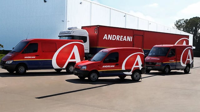 Andreani, la empresa líder de logística ofrece empleo para estudiantes o graduados de las carreras de Administración de Empresas, Logística, entre otras. Gentileza: C5N.