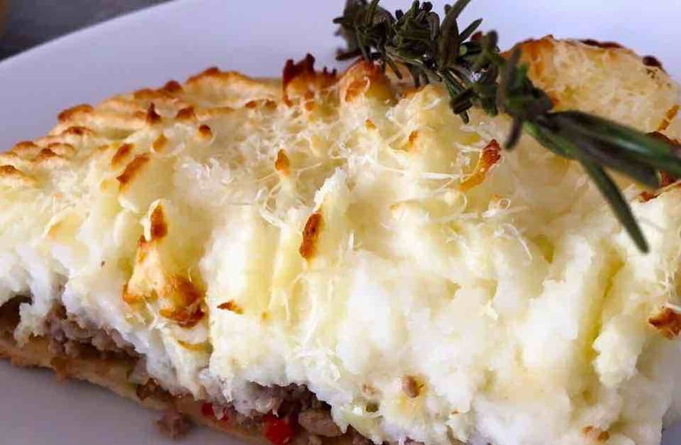 El pastel de papas, ¿es con masa o sin masa? Qué dicen los mendocinos