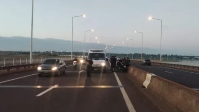 Accidente en el Acceso Sur de Posadas derivó en una persona herida.