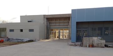 Avanza la construcción de la escuela junto a La Fábrica